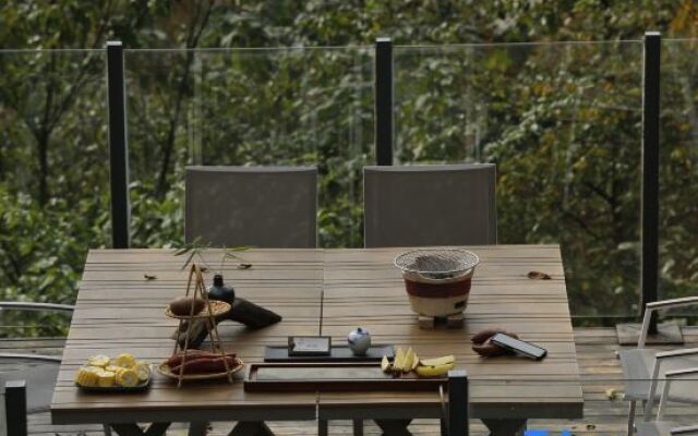 Sixi Shanwai Inn