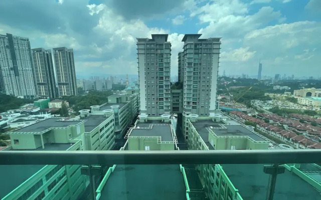 Solaris Dutamas by Manhattan Group