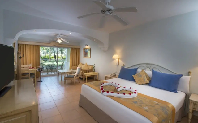 Iberostar Waves Punta Cana