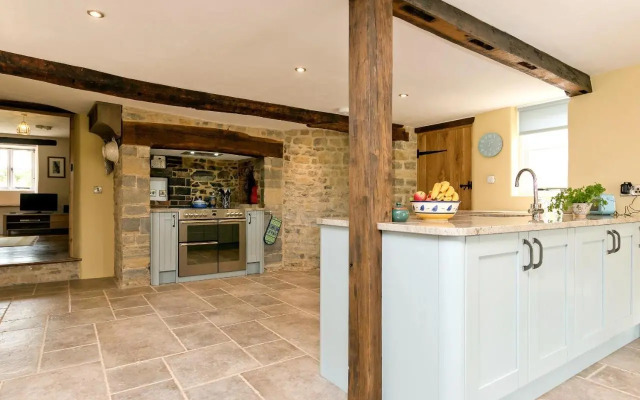 The Farmhouse At Higher Westwater