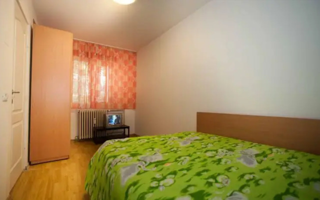 Apartament Ciresica