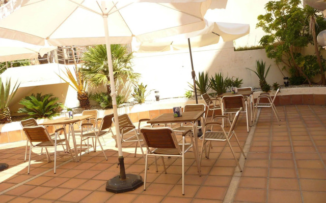 Hotel Atalaya II