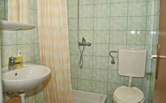 Apartments Zderic 735