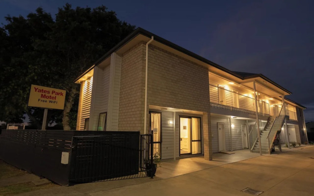 Yates Park Motel