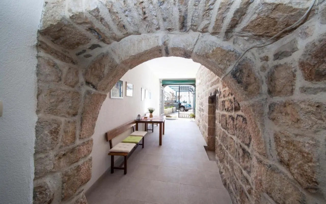 Old stone house Mario