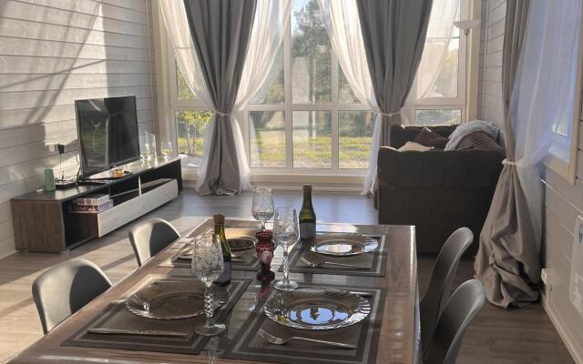 Дом с панорамными окнами