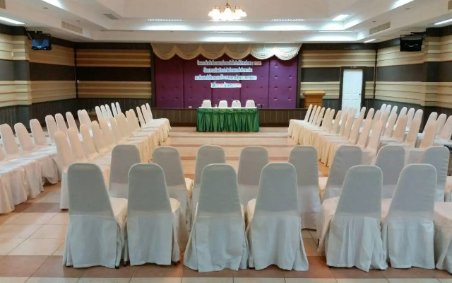 Chaolao Tosang Beach Hotel
