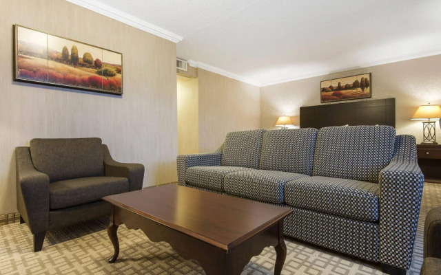 Quality Inn & Conference Centre