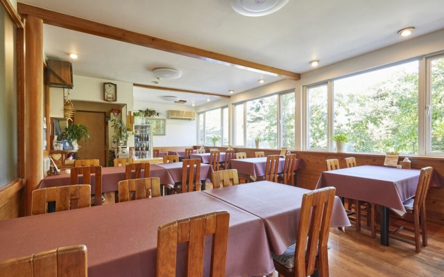Pension Asanebou