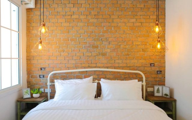 Hide and Seek Boutique Hometel