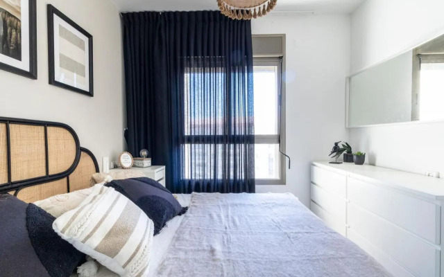 Stylish 1 Bedrooms Parking At City Gate