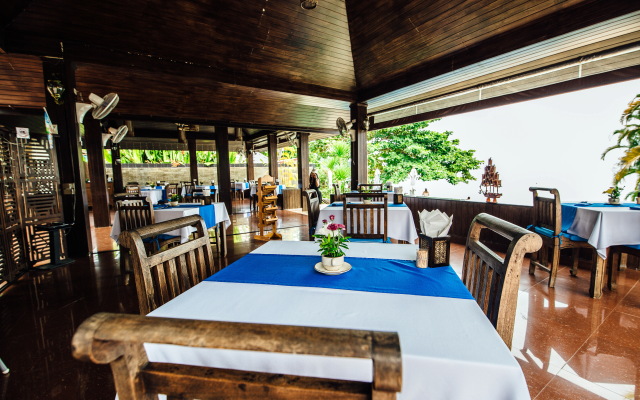 Sea Valley Hotel