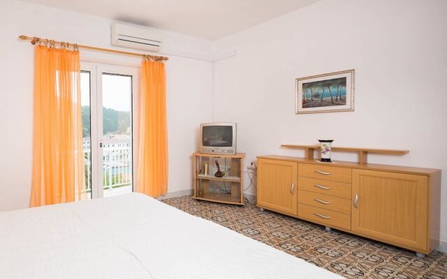 Apartments Marija Brac