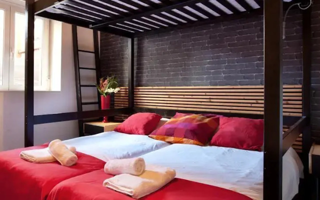 Olympic Village Beach Guesthouse