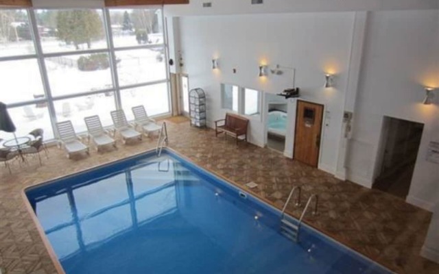 Mountain Road Resort