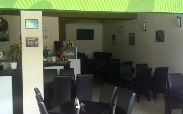 Central Park Guest Rooms