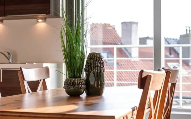 Superb Duplex Within Walking Distance of the sea