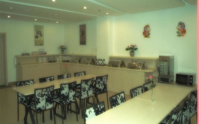 Fairyland Hotel Kunming East Station Branch