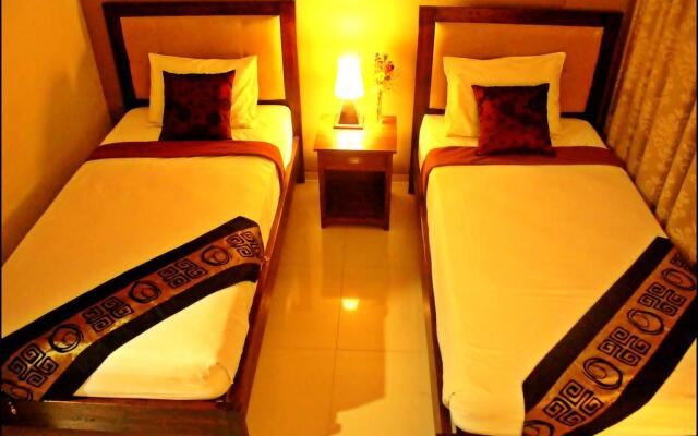 Summer Season Hotel