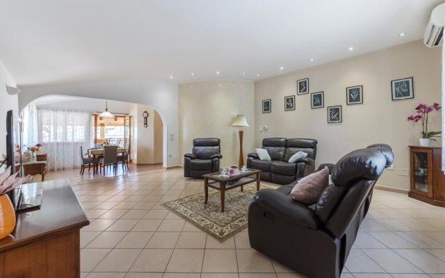 Awesome Home in Vabriga With Wifi and 2 Bedrooms