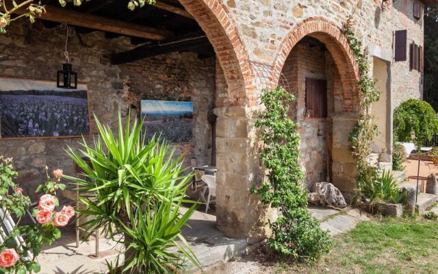 Apartment Tuscany Near Pratomagno Mountain