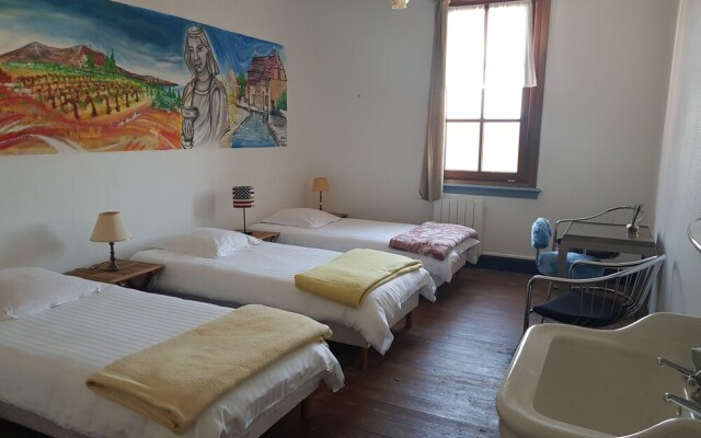 Domaine des Brimbelles Hostel