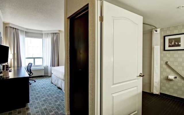 DoubleTree by Hilton Hotel Toronto Downtown
