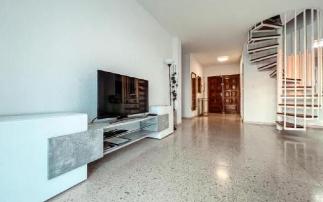 Villa Julia in Callao Salvaje
