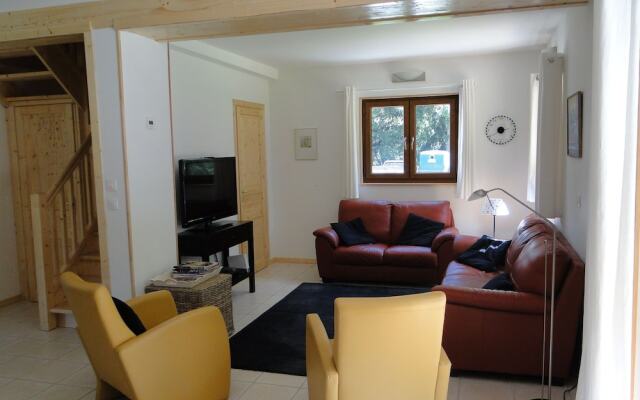 Modern chalet in Venosc with pool