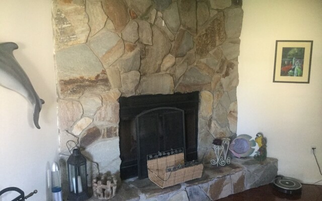 Eyre Vacation Getaway - Three Bedroom Home