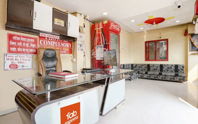 Fabexpress Rama Palace