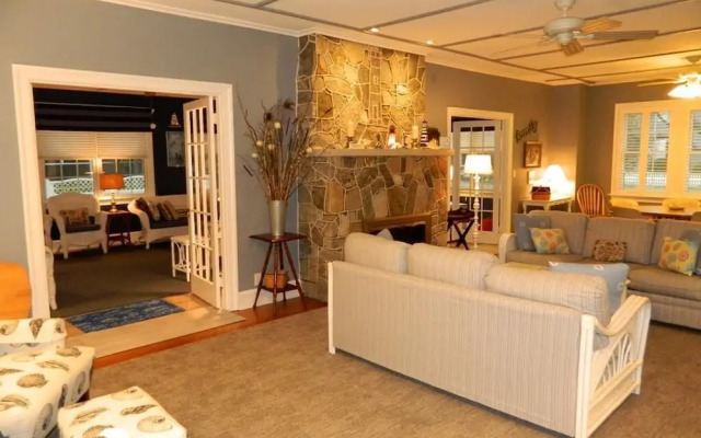 Pennsylvania Avenue 14