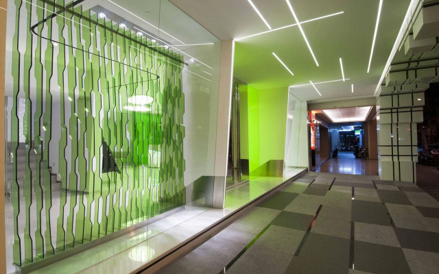 Royal Hotel Group Central Park Branch
