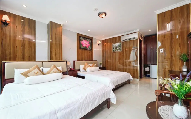 Ly Ly Hotel