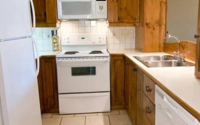 Les Manoirs - Tremblant Resort Lodging