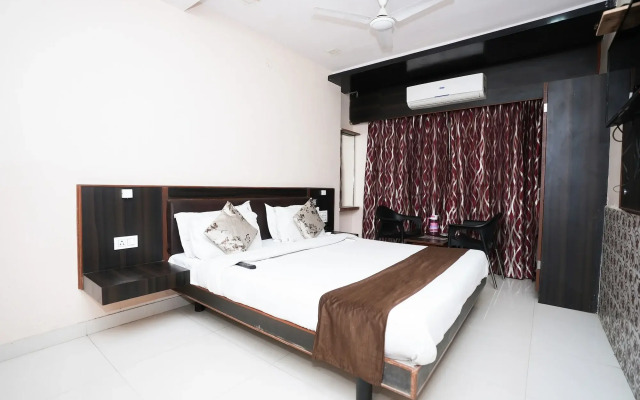 Hotel Madurai near Central Bus Stand, Udaipur