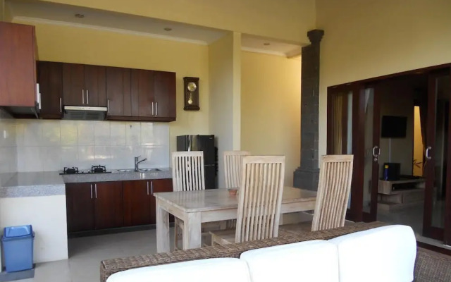 Avisaravilla and Guest House