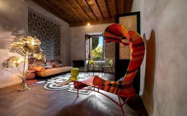 Manfredi Palm Suites