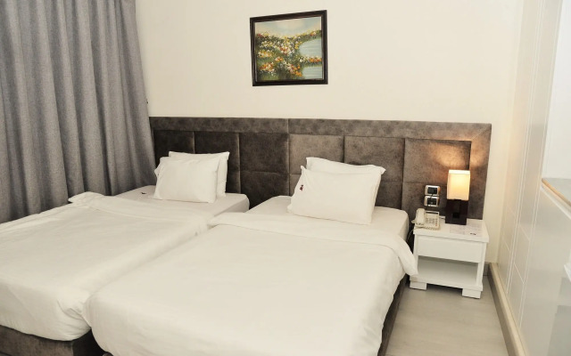 NY Suites Hotel