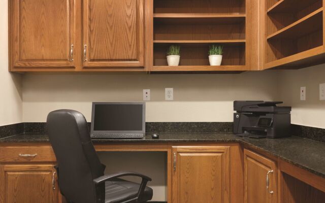 Country Inn & Suites by Radisson, Goodlettsville, TN