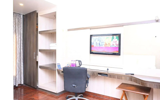 Hotel Center Point Solapur