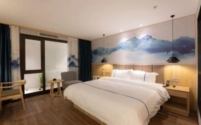 Homeinn Ripple Hotel (Nanjing Gucheng Lake Wetland Park)