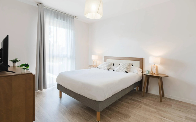 Quality Suites Dinan