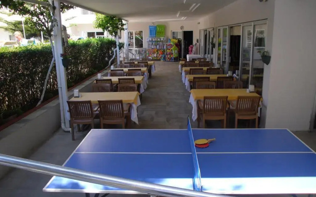 Akalia Suite Hotel & Spa