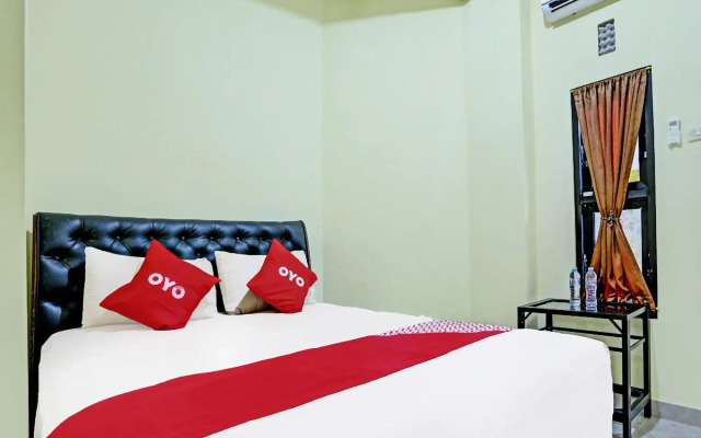 OYO 3214 Puri Amalia