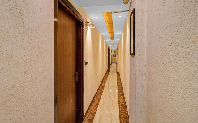 OYO 45940 Grand Imperial