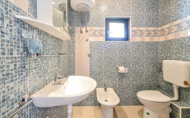 Amazing Home in Mandre With Wifi and 1 Bedrooms
