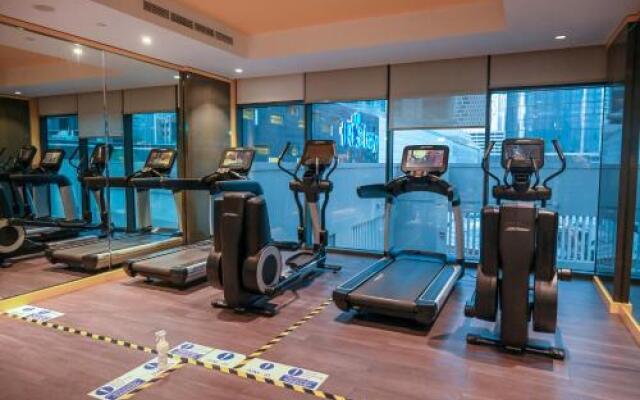 Luton Vacation Homes - Damac Maison Studio, Canal View