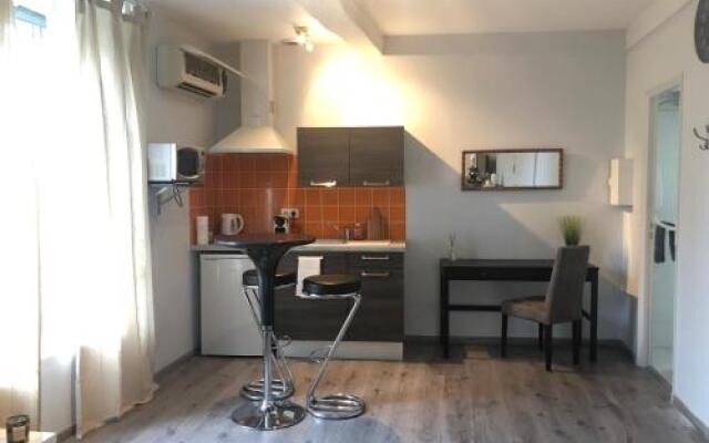 Studio Renove Dans Le Centre Ville