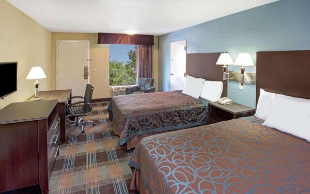 Days Inn By Wyndham Ladson Summerville Charleston